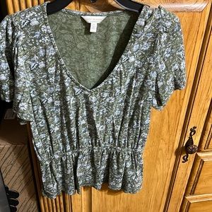 Lucky Brand dark green / light blue floral print blouse